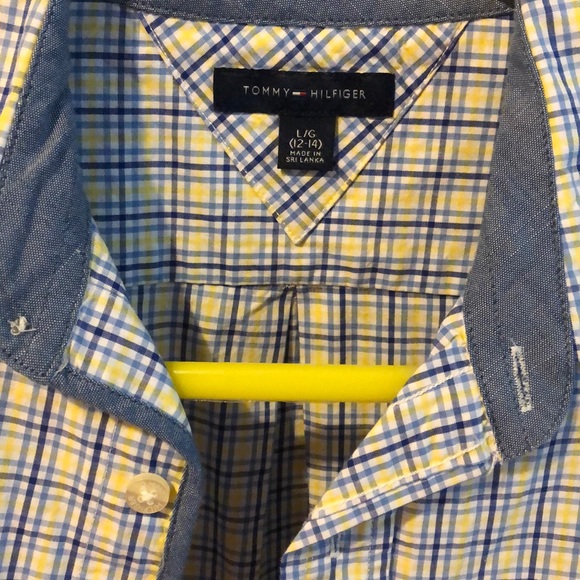 Tommy Hilfiger 12/14 long sleeve boys button shirt - Picture 3 of 5